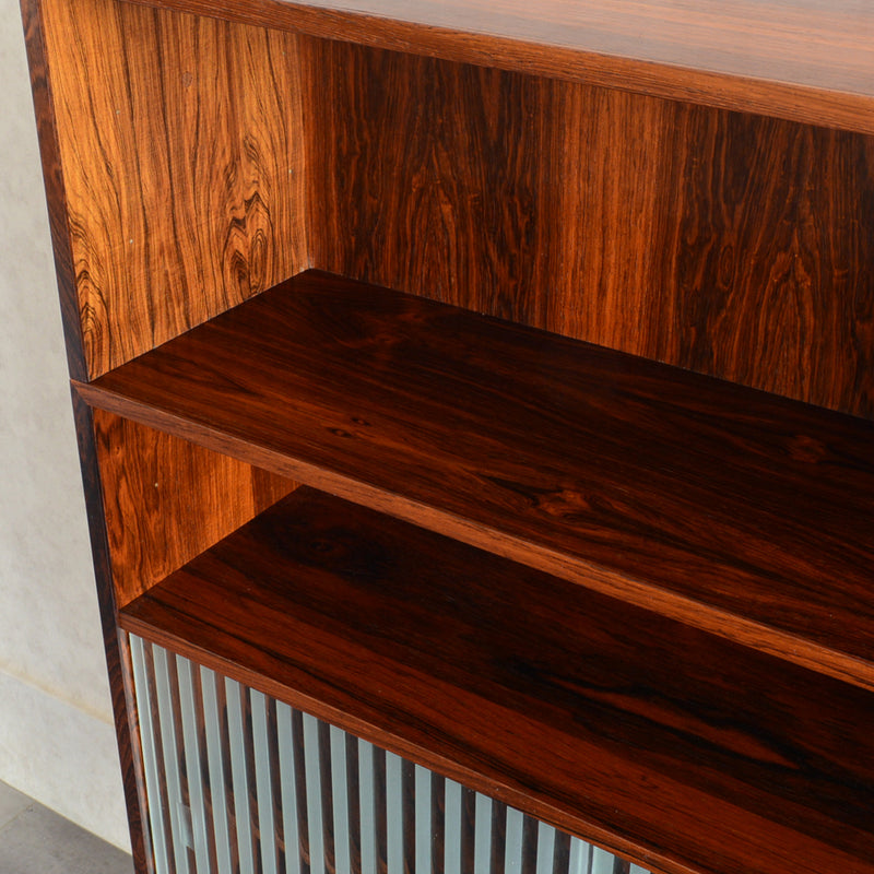 デンマーク ヴィンテージ　ローズウッド シェルフ3-36(ガラス戸付）