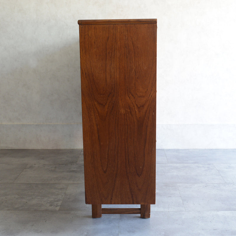 Turnidge  ターニッジ　ガラスキャビネット 17 (木扉付）