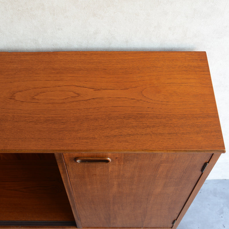 Turnidge  ターニッジ　ガラスキャビネット 17 (木扉付）