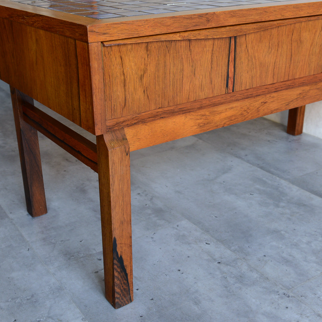 デンマーク ヴィンテージ ブルータイルチェスト5-5(ローズウッド）