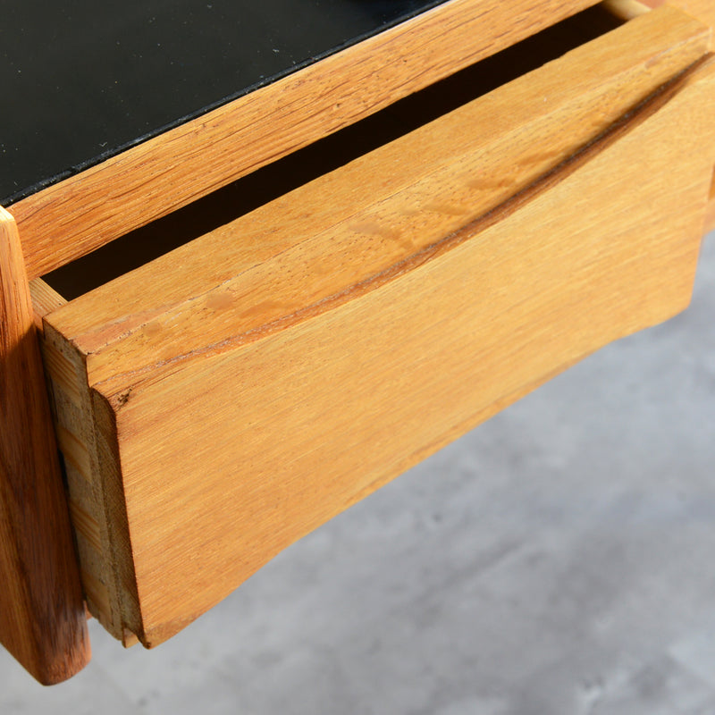 デンマークヴィンテージ　Arne Vodder　ドレッシングデスク