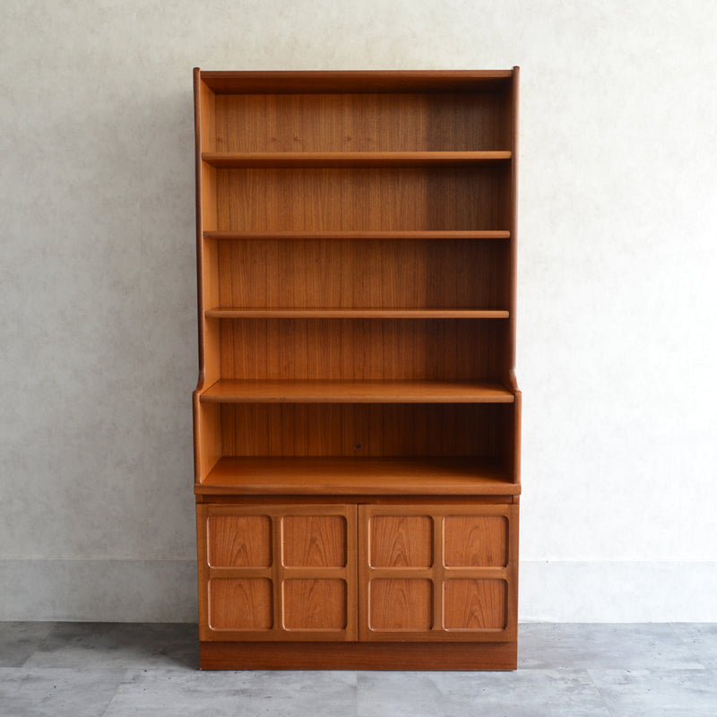 Nathan ネイサン トールキャビネット 24