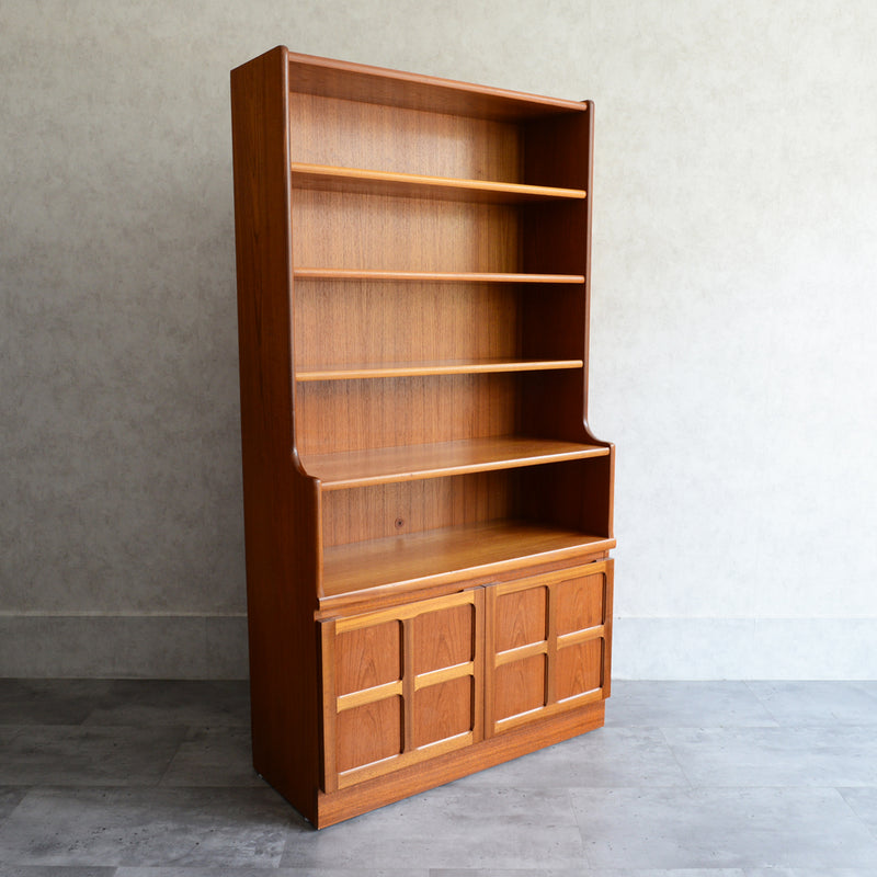 Nathan ネイサン トールキャビネット 24