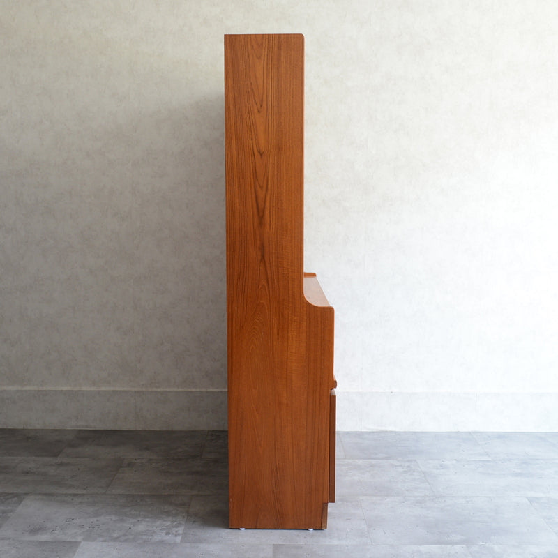 Nathan ネイサン トールキャビネット 24