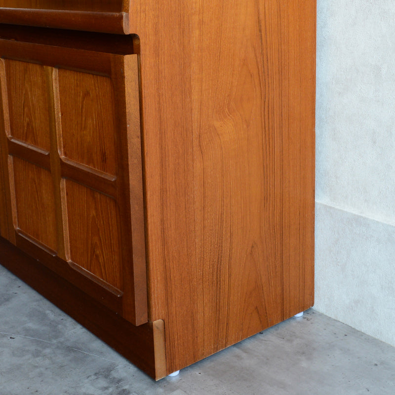 Nathan ネイサン トールキャビネット 24