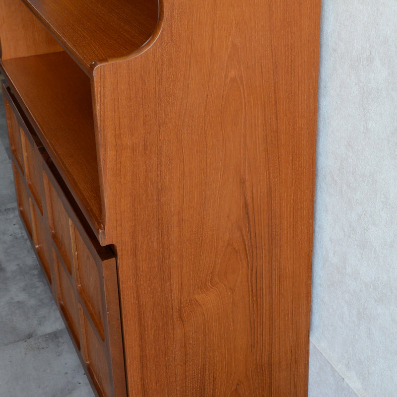 Nathan ネイサン トールキャビネット 24