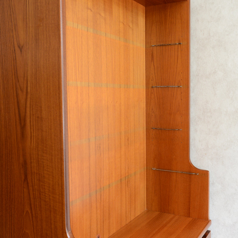 Nathan ネイサン トールキャビネット 24