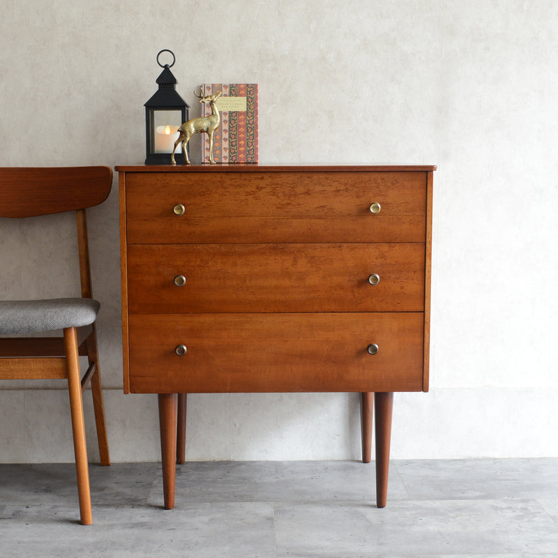 60s チェスト04 (3段脚付）