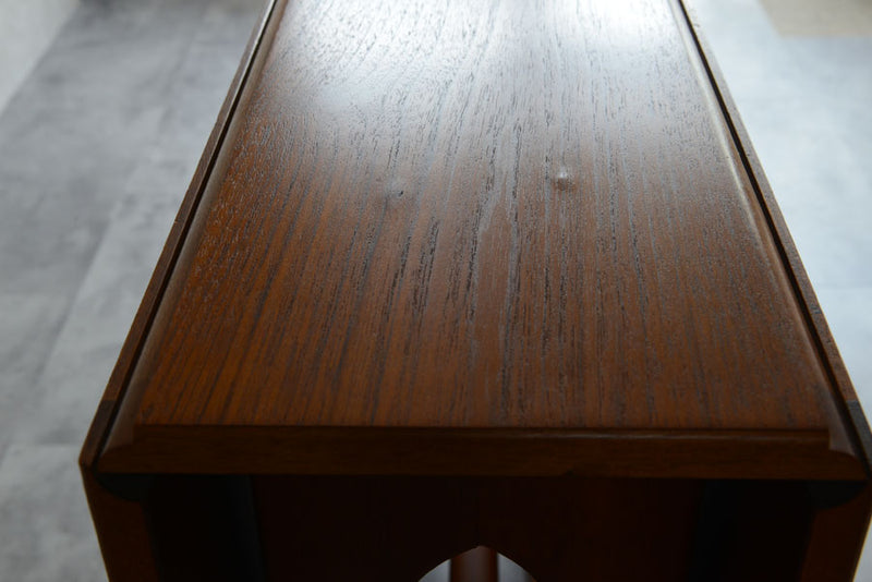 Jentique　ジェンティーク　ゲートレッグダイニングテーブル01