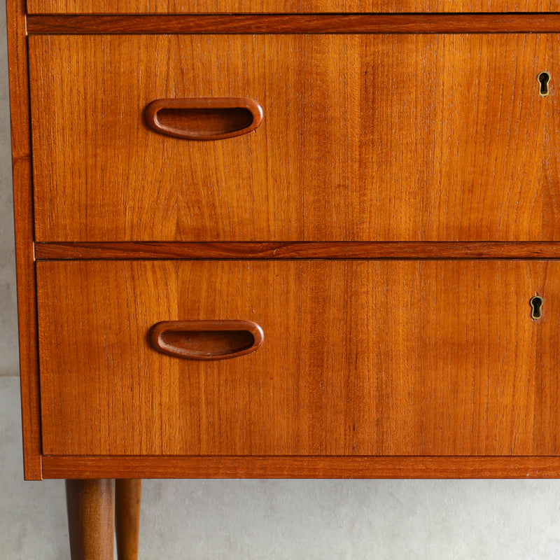 スウェーデンヴィンテージ　3段チェスト4-06