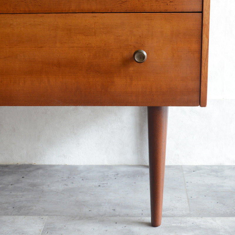 60s チェスト04 (3段脚付）