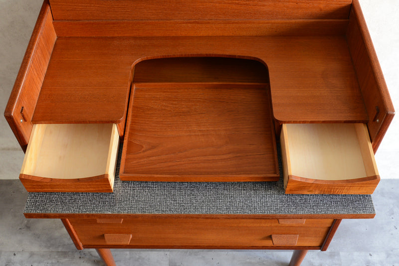 デンマークヴィンテージ ドレッシングチェスト01