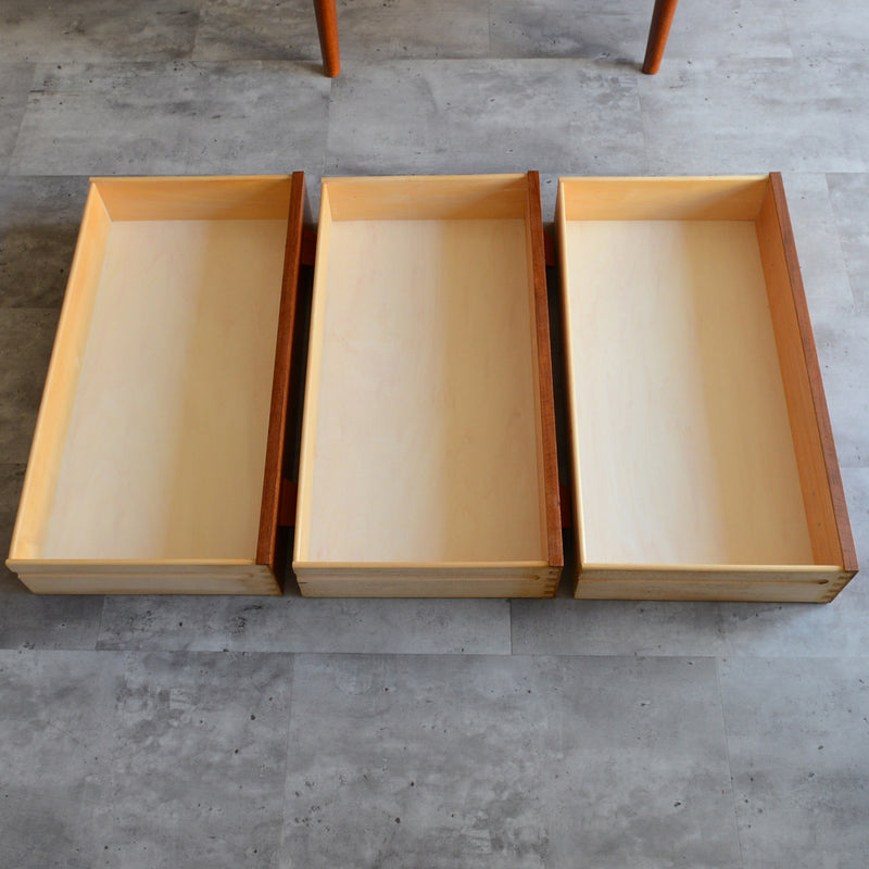 デンマークヴィンテージ ドレッシングチェスト01