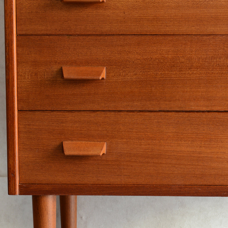 デンマークヴィンテージ ドレッシングチェスト01