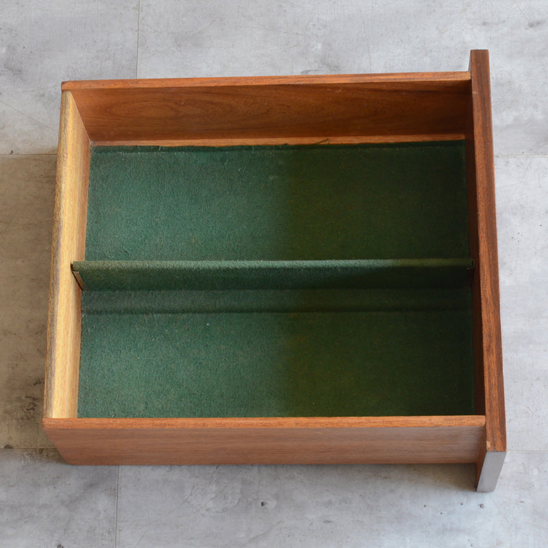 Beautility （ビューティリティ）ショートサイドボード