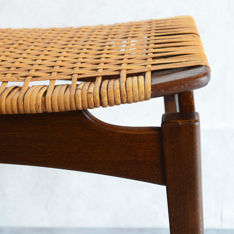 デンマーク ヴィンテージ　ラタンスツール