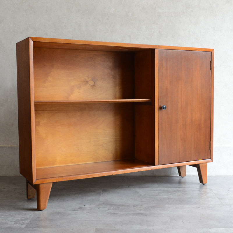 Harris Lebus ガラスキャビネット 40 (木扉付)