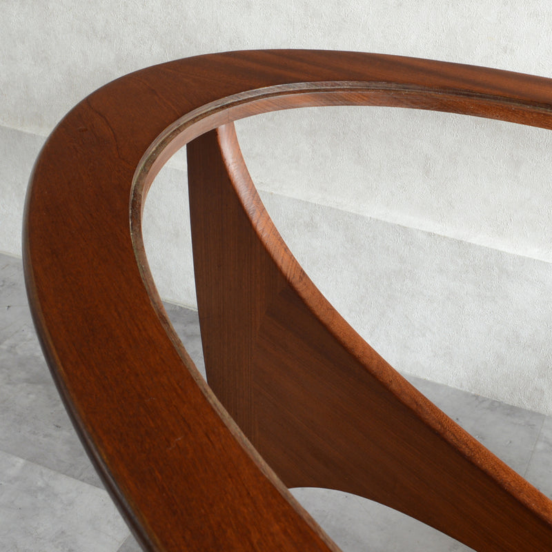 G-PLAN ジープラン アストロ オーバルローテーブル02