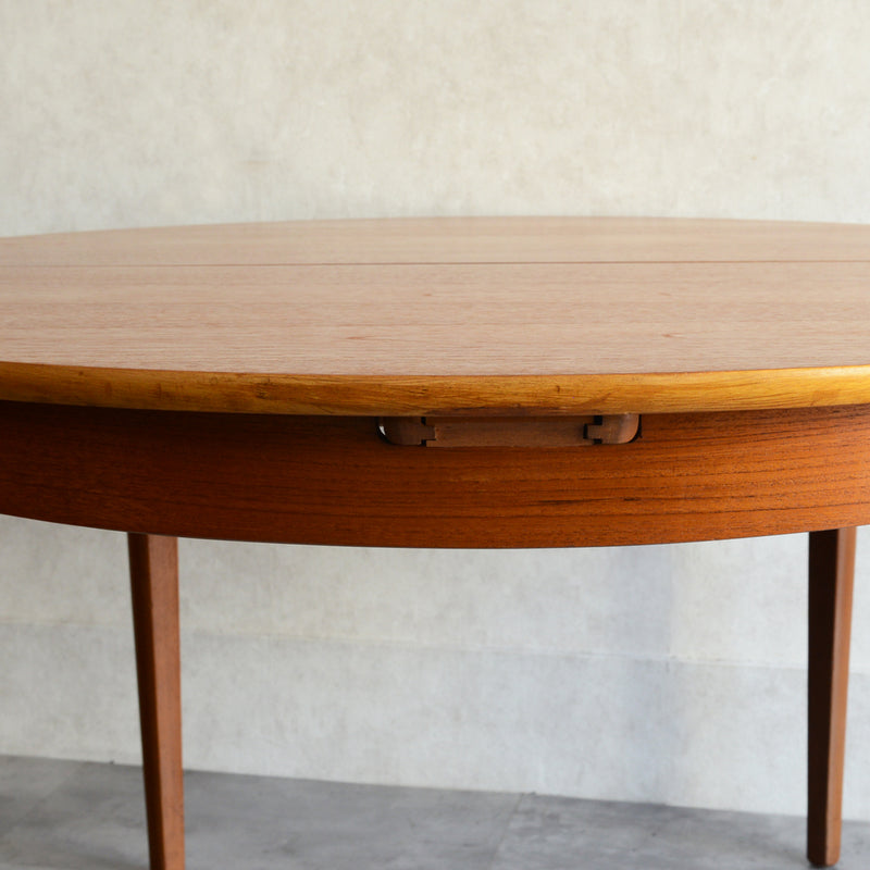 Nathanネイサン　エクステンション ラウンドテーブル02