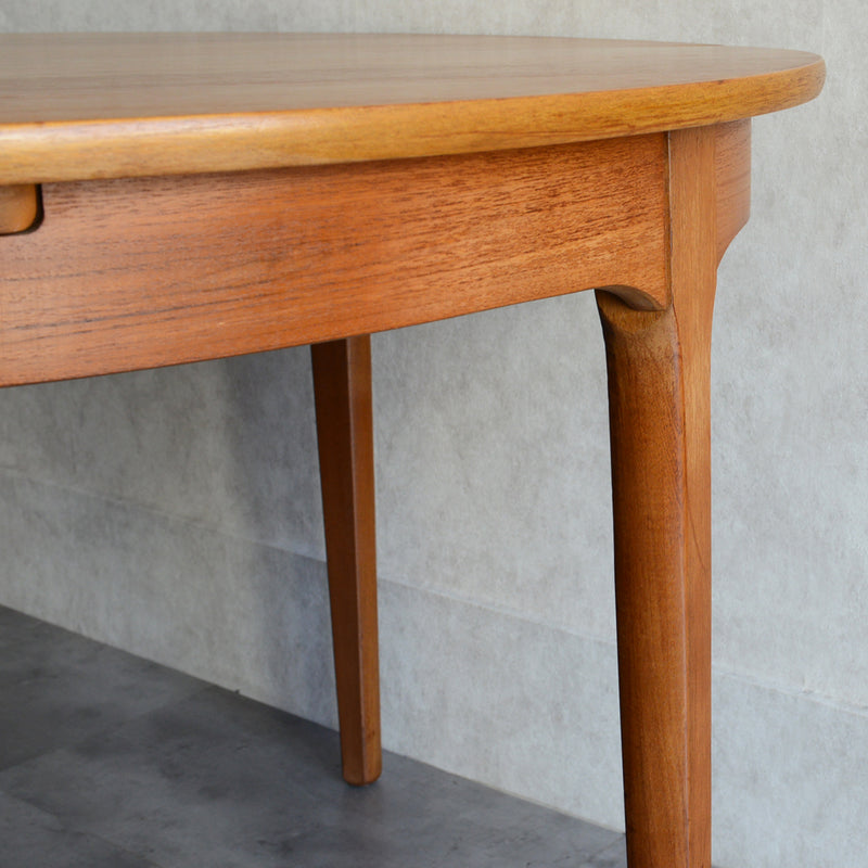 Nathanネイサン　エクステンション ラウンドテーブル02