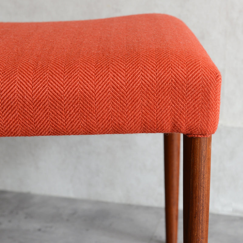デンマーク ヴィンテージ スツール(張替橙）
