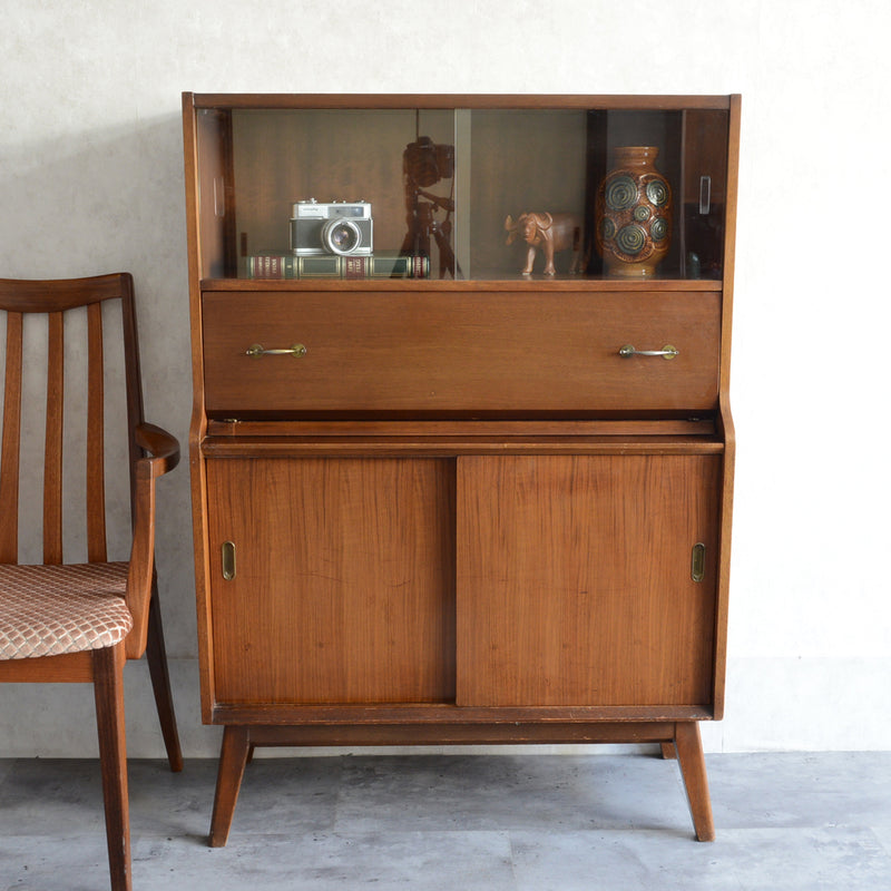 Beautility （ビューティリティ）チーク キャビネット ライティングビューロー付