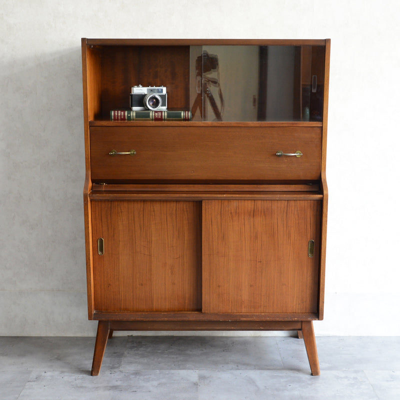 Beautility （ビューティリティ）チーク キャビネット ライティングビューロー付