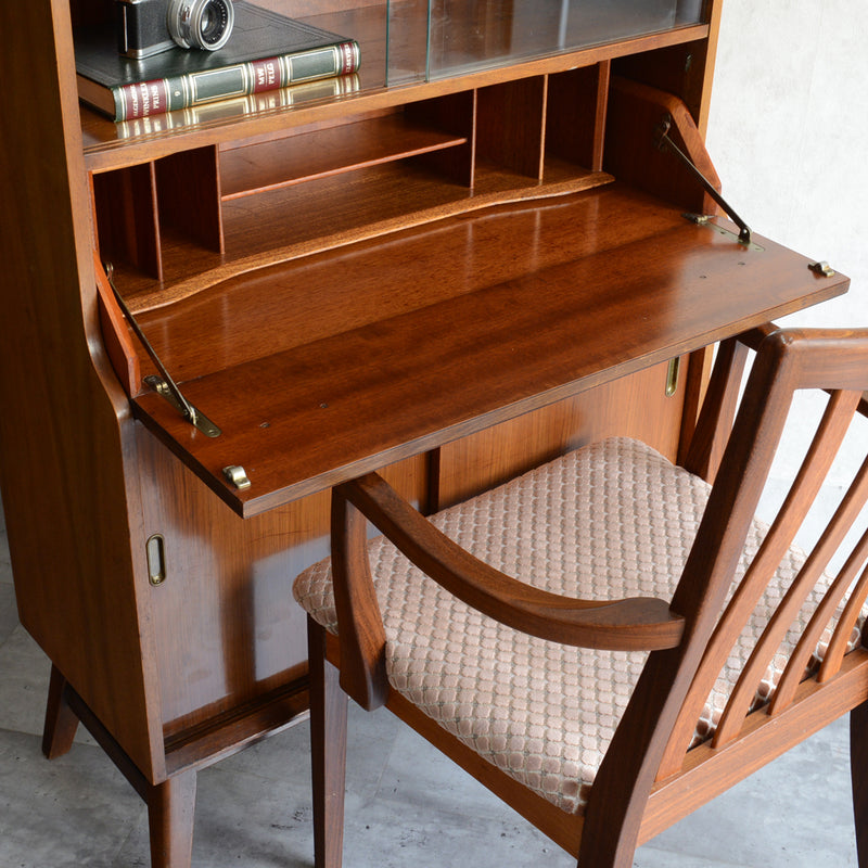 Beautility （ビューティリティ）チーク キャビネット ライティングビューロー付