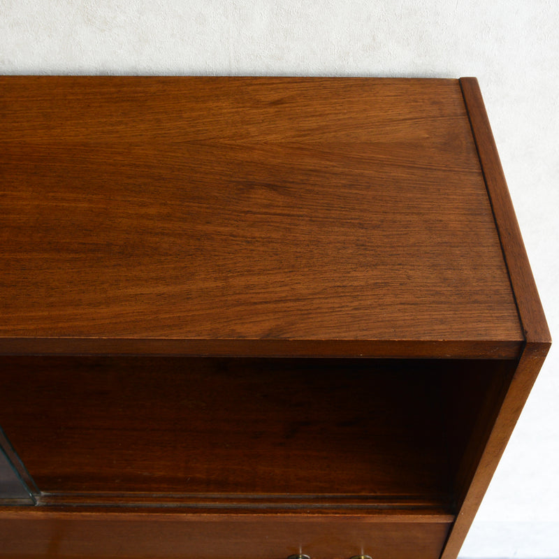 Beautility （ビューティリティ）チーク キャビネット ライティングビューロー付