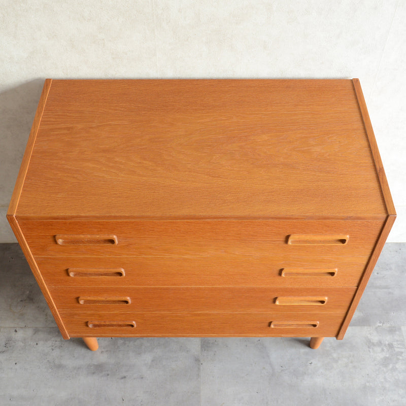 デンマークヴィンテージ  オーク4段チェスト3-4 (ウッドオイル仕上）