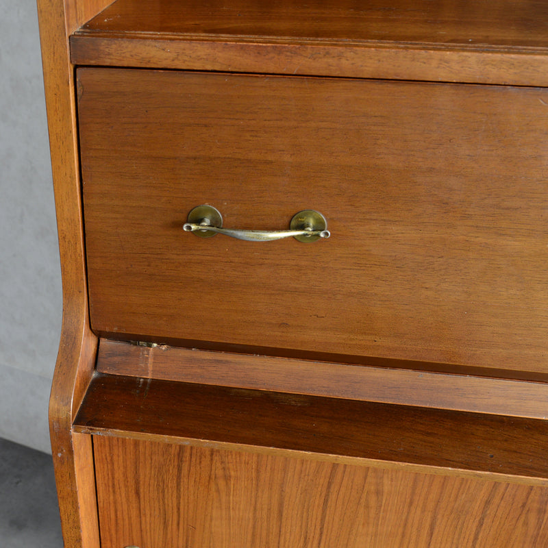 Beautility （ビューティリティ）チーク キャビネット ライティングビューロー付