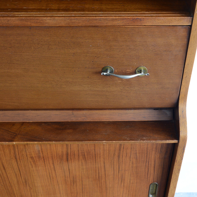 Beautility （ビューティリティ）チーク キャビネット ライティングビューロー付