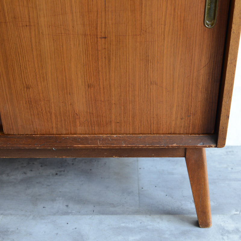 Beautility （ビューティリティ）チーク キャビネット ライティングビューロー付