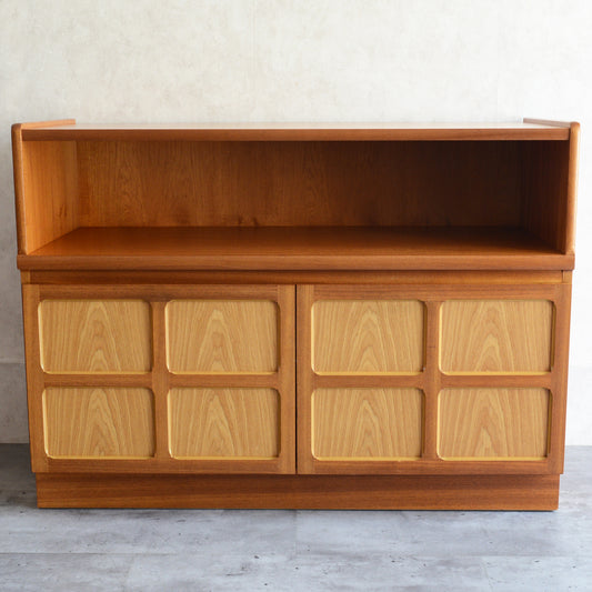Nathan （Parker knoll） ネイサン　キャビネット 26 AVボード テレビ台