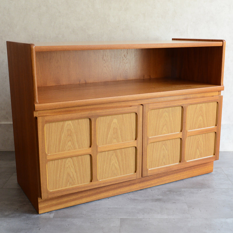 Nathan （Parker knoll） ネイサン　キャビネット 26 AVボード テレビ台