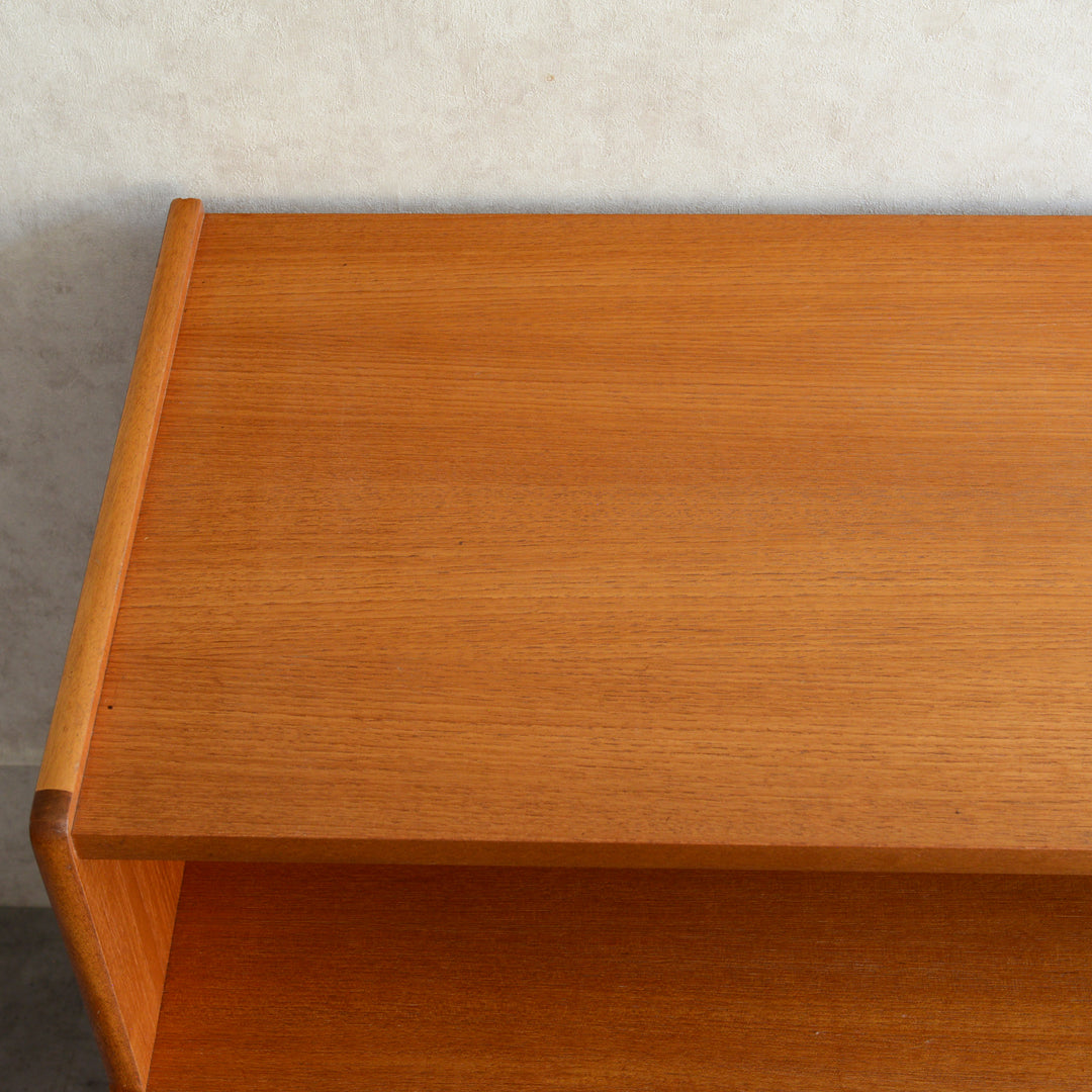 Nathan （Parker knoll） ネイサン キャビネット 26 AVボード