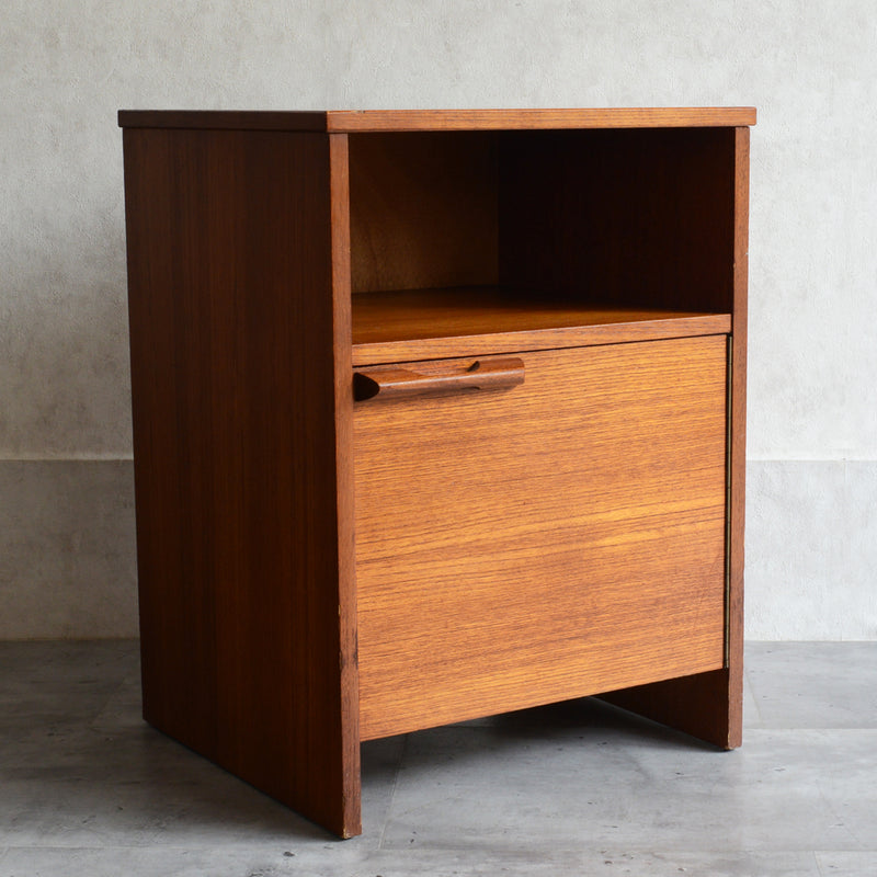 AVALON アバロン サイドキャビネットA/ナイトテーブル（左開き）