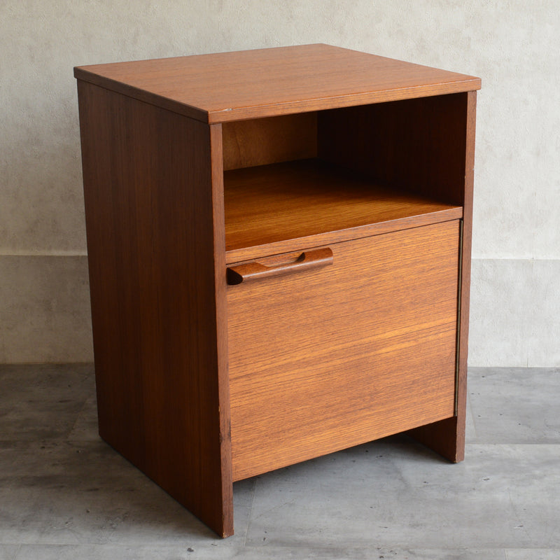 AVALON アバロン サイドキャビネットA/ナイトテーブル（左開き）