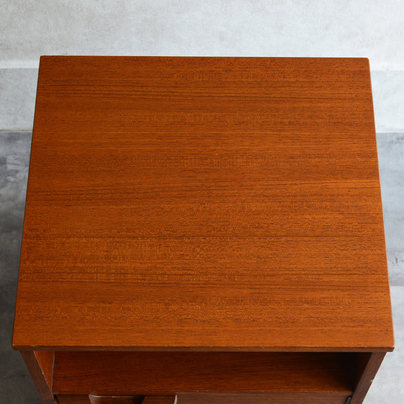 AVALON アバロン サイドキャビネットA/ナイトテーブル（左開き）