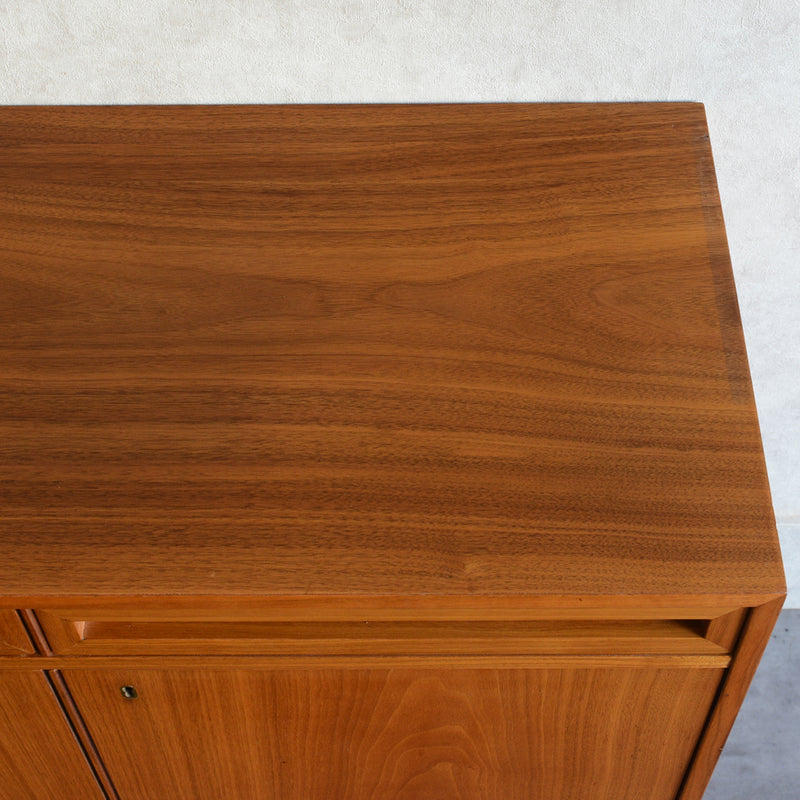 デンマーク ヴィンテージ  キャビネット5-4 (抽斗・鍵付）