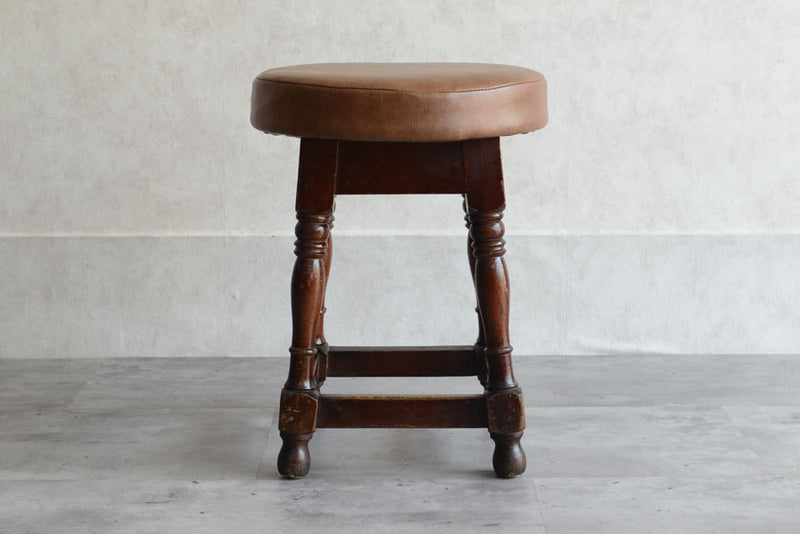 イギリス ヴィンテージ　パブ スツール01