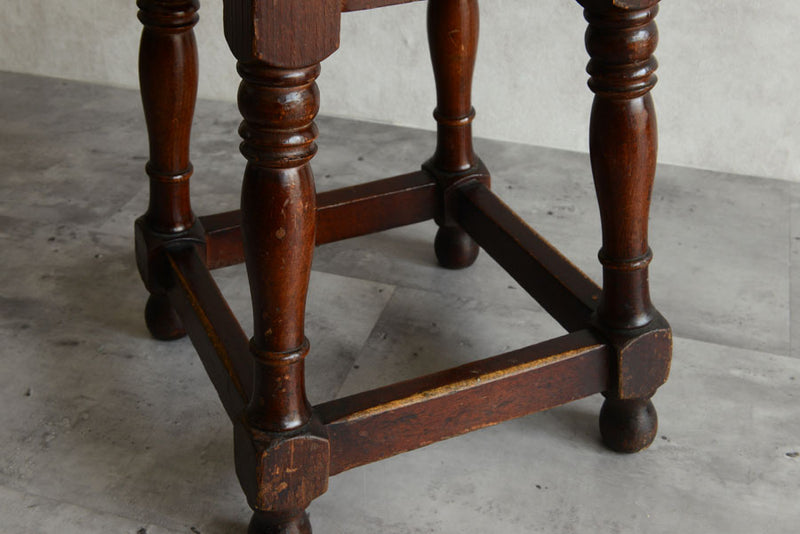 イギリス ヴィンテージ　パブ スツール01