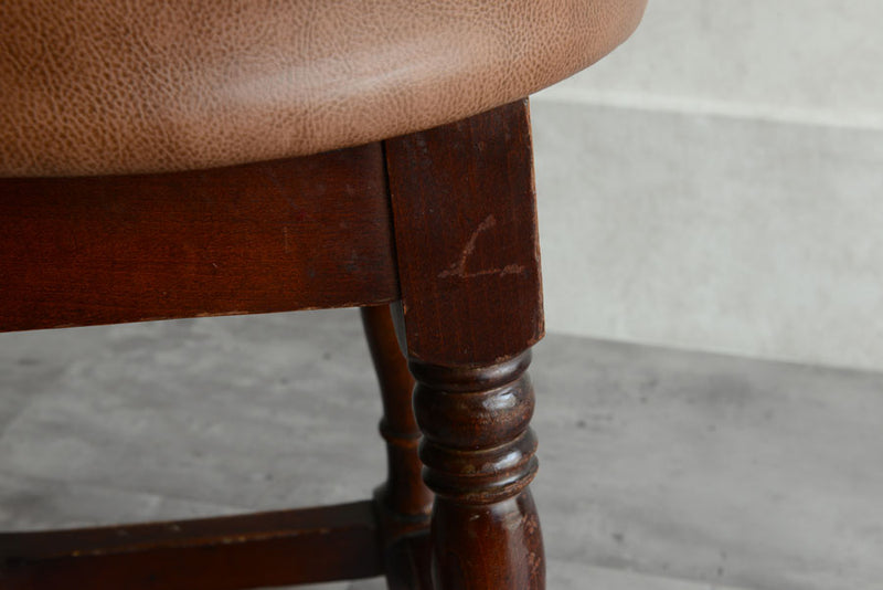 イギリス ヴィンテージ　パブ スツール01