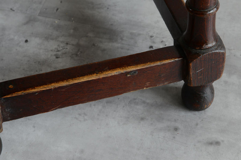 イギリス ヴィンテージ　パブ スツール01