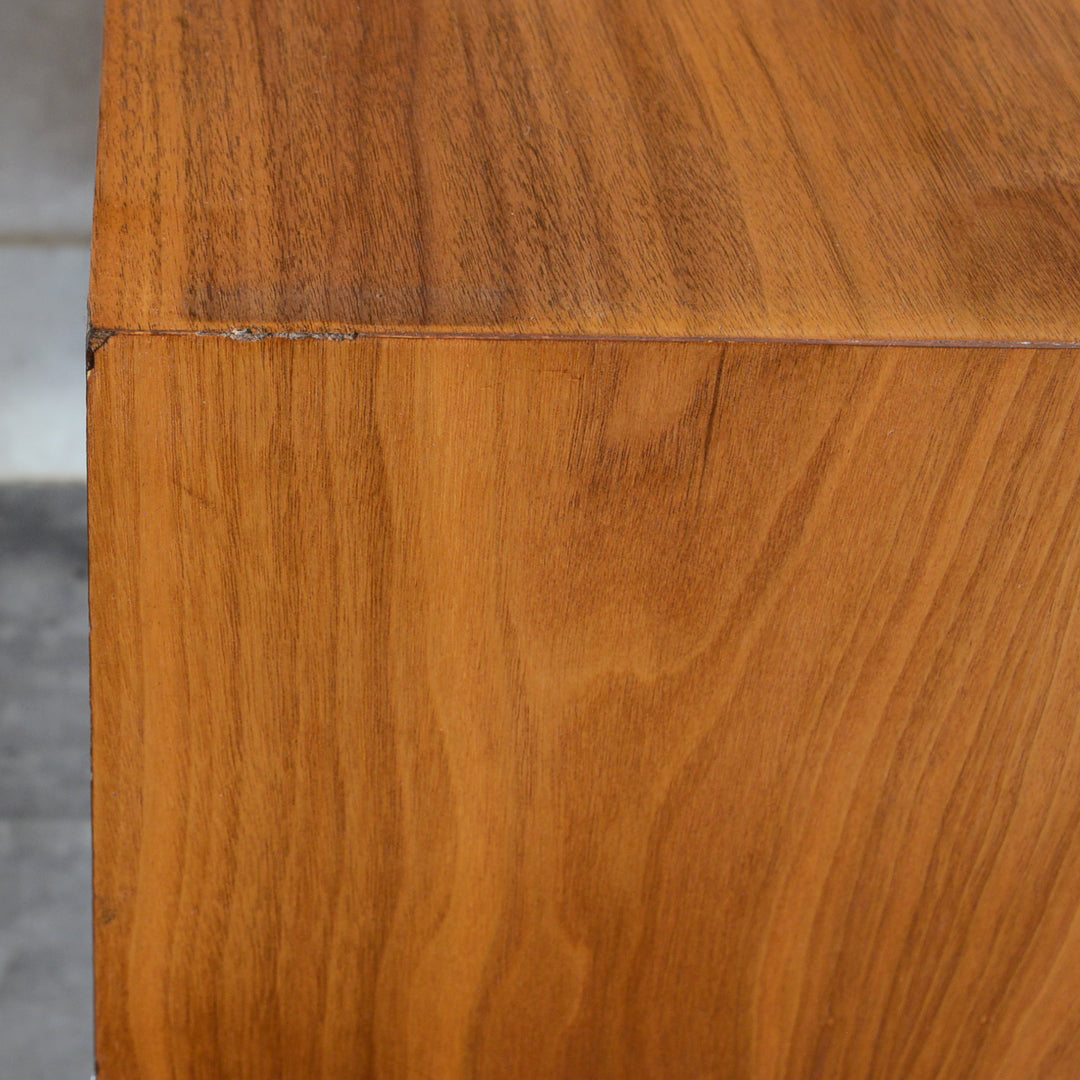 デンマーク ヴィンテージ  キャビネット5-4 (抽斗・鍵付）