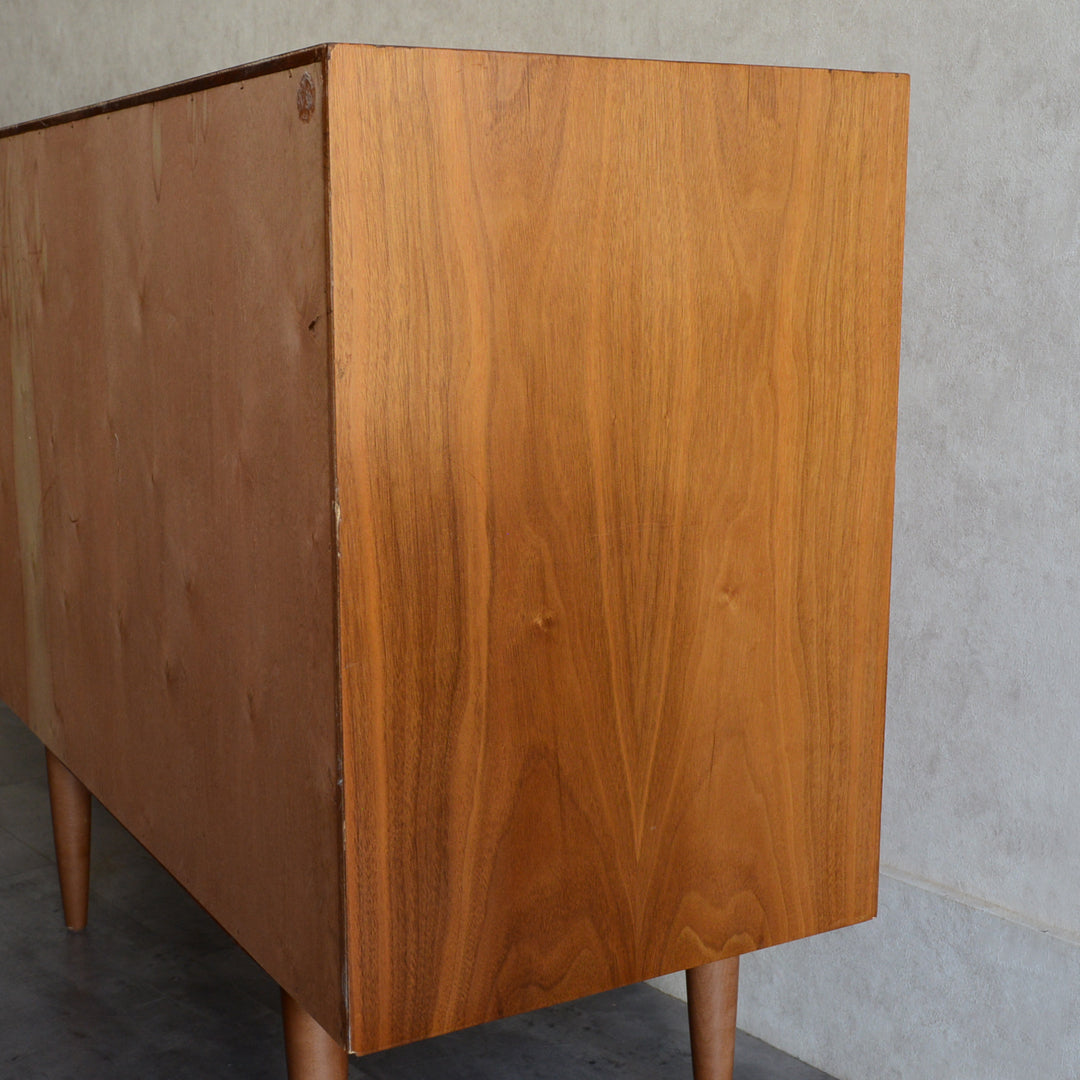 デンマーク ヴィンテージ  キャビネット5-4 (抽斗・鍵付）