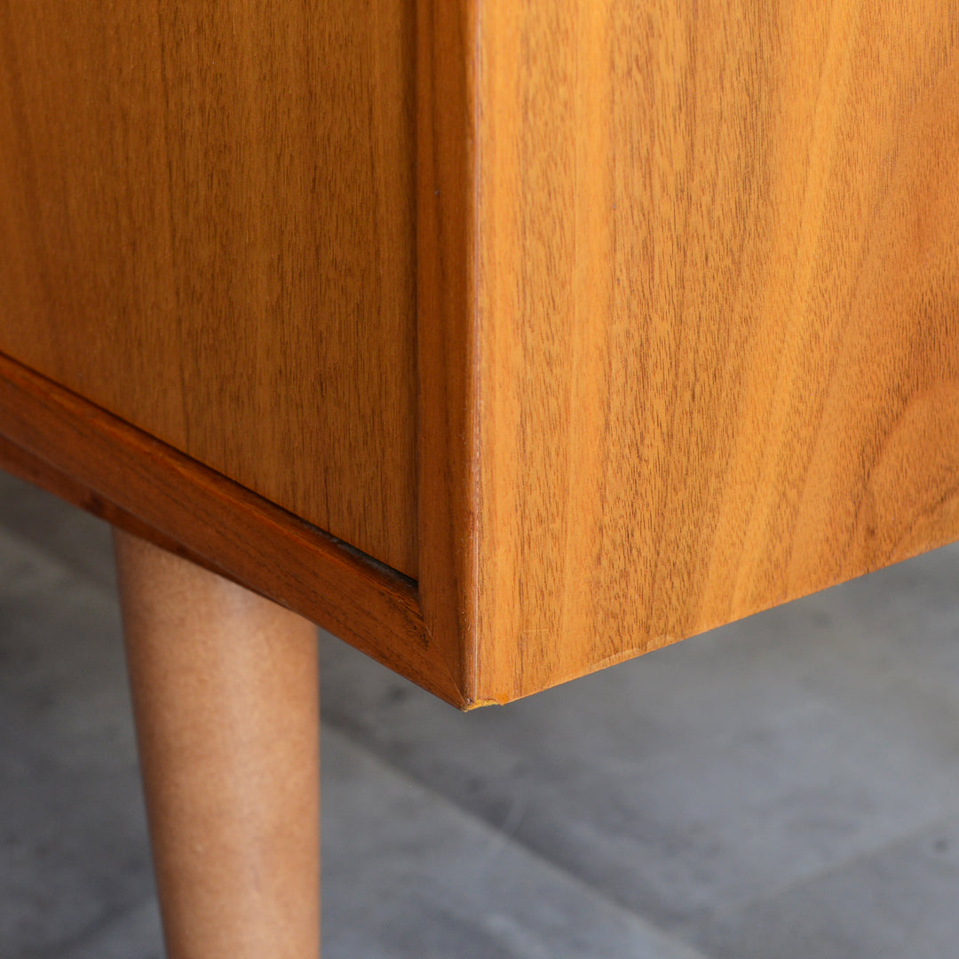 デンマーク ヴィンテージ  キャビネット5-4 (抽斗・鍵付）