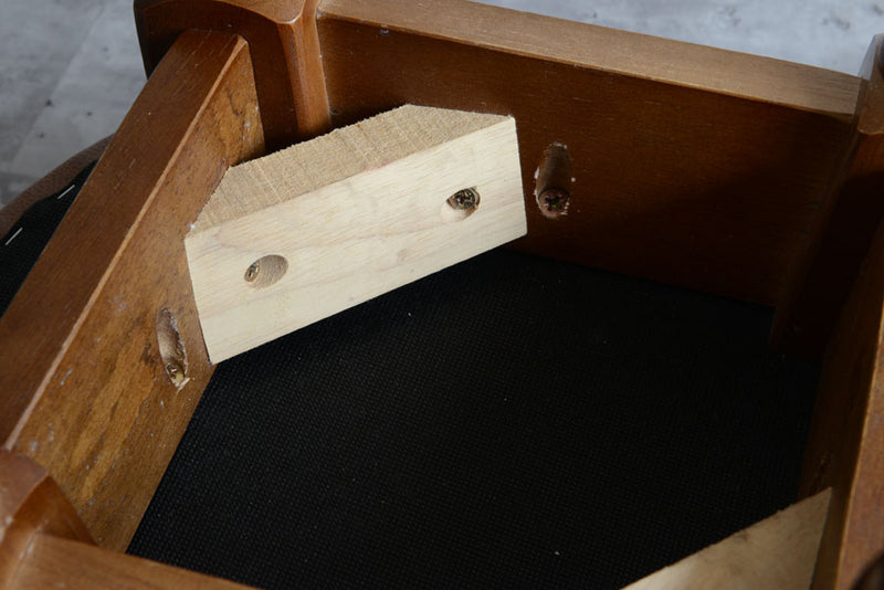 イギリス ヴィンテージ　パブ スツール02