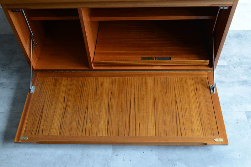 Nathan  ネイサン キャビネット　TVユニット