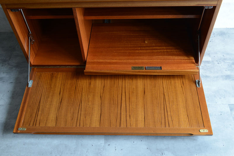 Nathan  ネイサン キャビネット　TVユニット